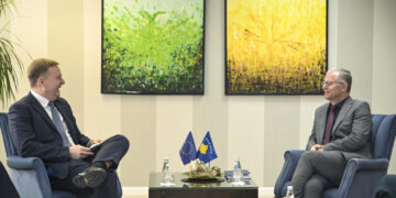 Bislimi takon Sorensenin në Bruksel