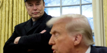Njeriu i Trump-it: Musk emigrant i paligjshëm, të deportohet