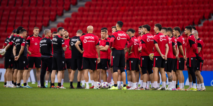 Ndeshja Shqipëri – Serbi, kë favorizojnë bastet?