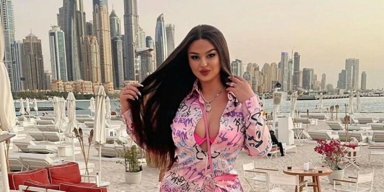 Enca e bën “boom” Instagramin me look-un e ri nga prapaskenat e klipit të saj