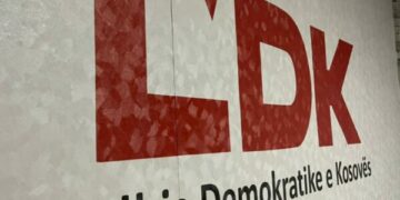 LDK reagon pas takimit trepalësh në Bruksel: Bislimi po tenton ta fus Kosovën në obligime, s’ka legjitimitet
