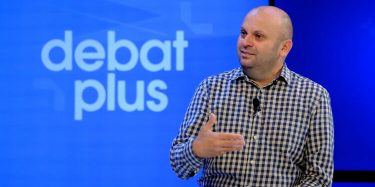 Mushkolaj për propozimin e Abdixhikut: Qeveri “vëllezër e motra” s’ka gjasa të ndodhë, LDK po përpiqet ta neutralizojë presionin e publikut