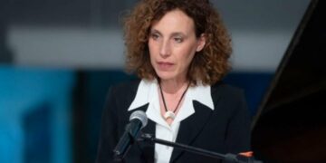 Ambasadorja izraelite: Kosovarët që duan të largohen nga Izraeli mund të kalojnë nga Egjipti e Jordania