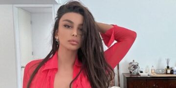 Vildane Zeneli vjen me poza provokuese