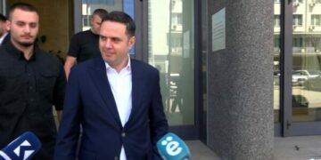 Abdixhiku pytetet për “njerëzit” që po ia çon Kurti për koalicion, thotë se “s’ka koment”