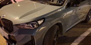 Policia malazeze sekuestron veturë të kërkuar nga Interpol në kufi me Shqipërinë, e drejtonte një kosovare