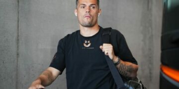 Bayer Leverkusen ia mbyll derën Milanit: Nuk ka negociata për Granit Xhakën