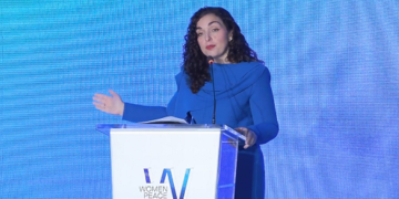 Thirrja e presidentes Osmani: “Kurrë më” do të thotë të zgjedhësh dialogun e jo armët, fëmijët e meritojnë