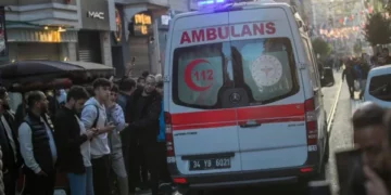 Tërmeti në Turqi – Humb jetën një 14-vjeçare, 69 persona hidhen nga lartësia