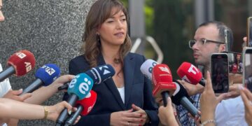 VV me emër tjetër për kryeparlamentar? Kështu përgjigjet Albulena Haxhiu