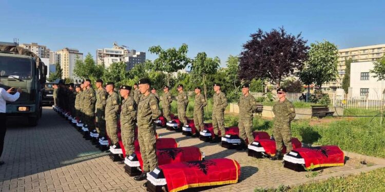 Në fshatin Vrellë rivarrosen 24 dëshmorët e Istogut