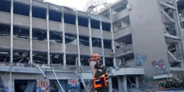 Mbretëria e Bashkuar tërheq përkohësisht stafin nga ambasada në Iran