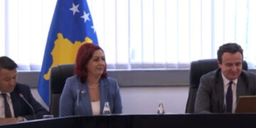 Kurti ia huq me të madhe, organizoi në datë të gabuar ditën e egjiptianëve dhe s’e përdori emblemën, deputeti e bën horë