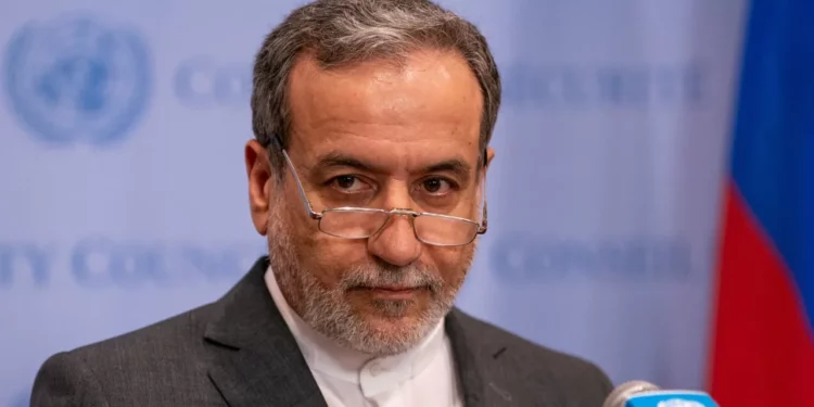 Ministri i Jashtëm iranian pas sulmeve nga ShBA-ja: Ne duhet të përgjigjemi