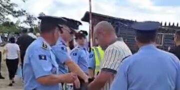 Provokon një serb me pistolet të plastikës, ndalet nga Policia e Kosovës