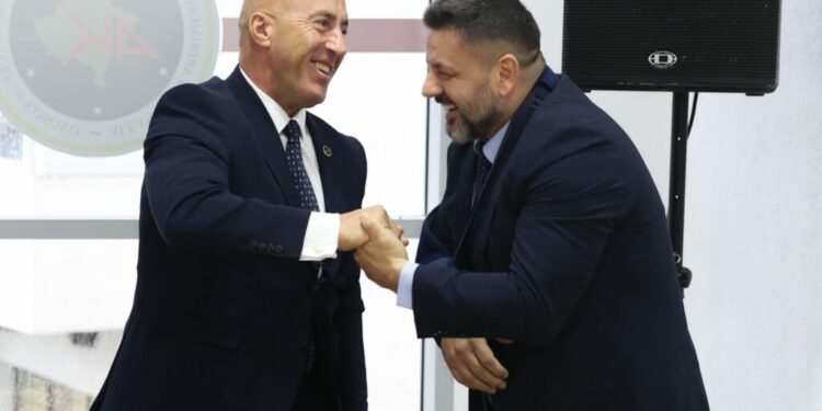 A e ka seriozisht Haradinaj? Thotë se Bekë Berisha është intelektual