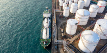 Kriza e naftës: Rusia sinjalizon bashkëpunim me SHBA-në dhe Arabinë Saudite për stabilizimin e tregut