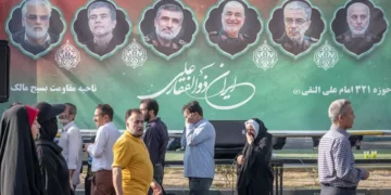 “Economist”: Udhëheqja ushtarake e Iranit është “copëtuar”, por dëmi në aftësitë bërthamore të Iranit ka qenë i kufizuar