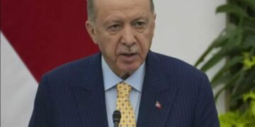 Erdogan: Trump do të marrë pjesë në bisedimet Ukrainë–Rusi, nëse merr pjesë edhe Putini