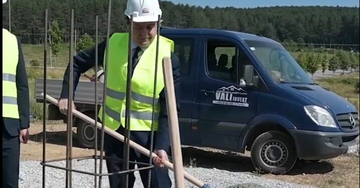 Kurti vendos gurthemelin për Qendrën e re të Mjekësisë Familjare në Shtime