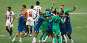 Chelsea regjistron rekord të ri, e ka fituar çdo trofe të mundshëm