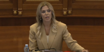 Deliu-Kodra bën thirrje për protestë: VV-së s’i intereson jeta e rëndë e qytetarëve, vetëm ruajtja e karriges