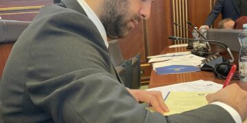 Krasniqi për VV’në: Kuvendi nuk është oborr privat, e Republika nuk është pronë e askujt