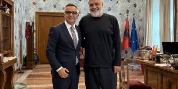 “Rama’s Marshal Plan 4 Albania”, Besnik Tahiri i prezanton Edi Ramës një ‘plan reformash’ për katër vite qeverisje të tij