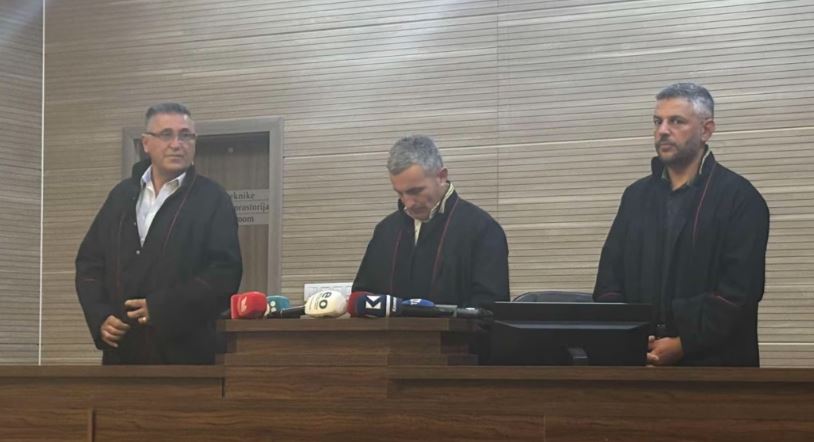 Dënohen me nga 15 vjet burgim Ivica Rajkoviq e Dragan Deniq të akuzuar për krime lufte e dhunim seksual