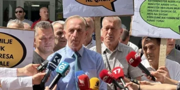 Nis greva në QKUK, punëtorët e sigurimit akuzojnë menaxhmentin