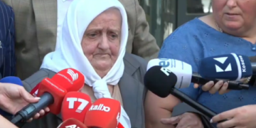 Dënimi i Pleskoviqit, nëna e viktimave: Mi ka myt dy djem, 29 vjet i kanë pasë, pak janë 15 vjet