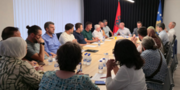 Formohet një subjekt i ri politik në Kosovë
