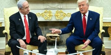 Trump pret Netanyahun për të biseduar për armëpushimin në Gaza