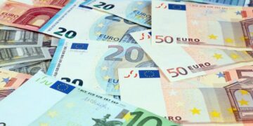 Keqpërdorim i kartelës bankare: Qytetarit nga Skenderaj i zhduken mbi 14 mijë euro