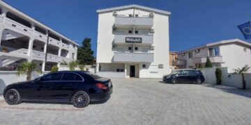 Shitet hoteli “Relax” në Ulqin