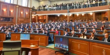 A u shkel rregullorja e Kuvendit të Kosovës me shtyrjen e seancës për në orën 20:00?