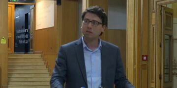 Murati kritikon opozitën për bllokadën në Kuvend: Shkelja është mosvotimi, jo rendi i ditës