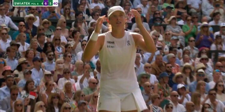 Swiatek shkruan historinë, bëhet vajza e parë polake që fiton Wimbledonin