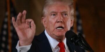 “Marrëdhënia jonë nuk është reciproke”, Trump përshkallëzon luftën tregtare me BE, tarifa prej 30%
