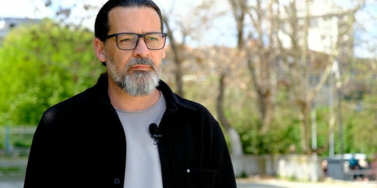 Sveçla: S’ka bllokadë për Prishtinën – LDK po fsheh dështimet me propagandë, do të mbahet mend si qeverisja më e dobët në histori të kryeqytetit