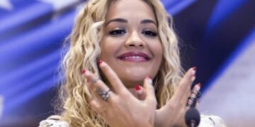 Rita Ora në televizionin e famshëm amerikan: Nuk harroj kurrë prej nga vij, mund të flas për këtë përgjithmonë