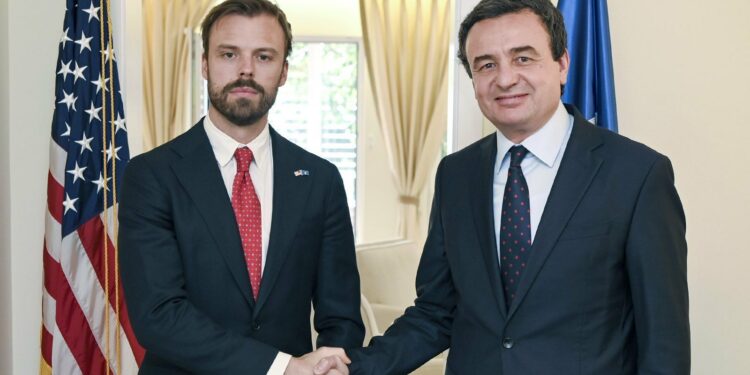 Kurti për takimin me zyrtarin e lartë amerikan: E falënderova për mbështetjen e vazhdueshme të ShBA-së