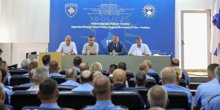 Një javë nga rasti i Agon Zejnullahut, Hoxha mbledh në takim drejtorët rajonalë të Policisë e komandantët e stacioneve