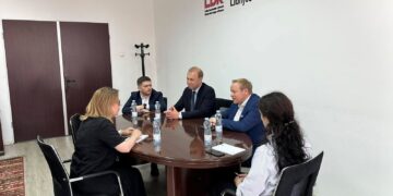 Bajrami pret në takim deputetë të Bundestagut gjerman: Folëm për nevojën urgjente të heqjes së sanksioneve ndaj Kosovës