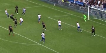 E transferuan nga Hajduku, mbrojtësi kroat shënon në debutim te Tottenhami