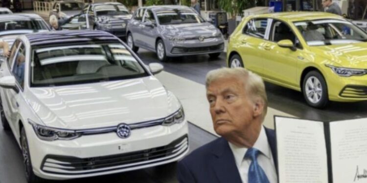Volkswageni thotë se pësoi rënie për 1,3 miliard euro – kryesisht nga taksat e Trumpit