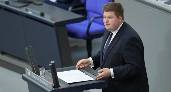 Deputeti gjerman: Qeveria stabile, kusht për rrugën e Kosovës drejt BE-së
