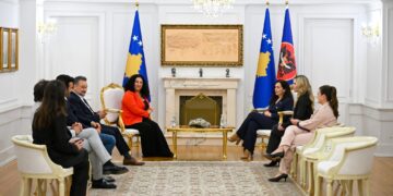 Osmani takon Ramë Lahajn dhe artistët ndërkombëtarë të operës: Festivali bëhet pjesë e kalendarit kulturor evropian