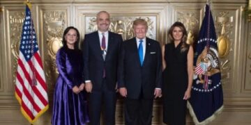 “Jam 8 cm më i gjatë se Trump”- Rama batuta gjatë intervistës për revistën gjermane