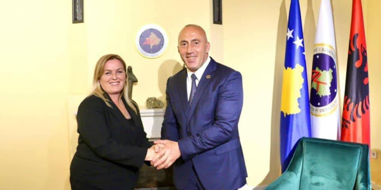 Haradinaj e nominon për kryetare të Kaçanikut të arrestuarën për ryshfet dhe falsifikim dokumentesh